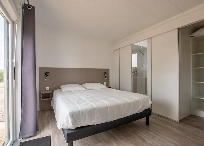 בקתה Pour 6, De Avec Piscine *